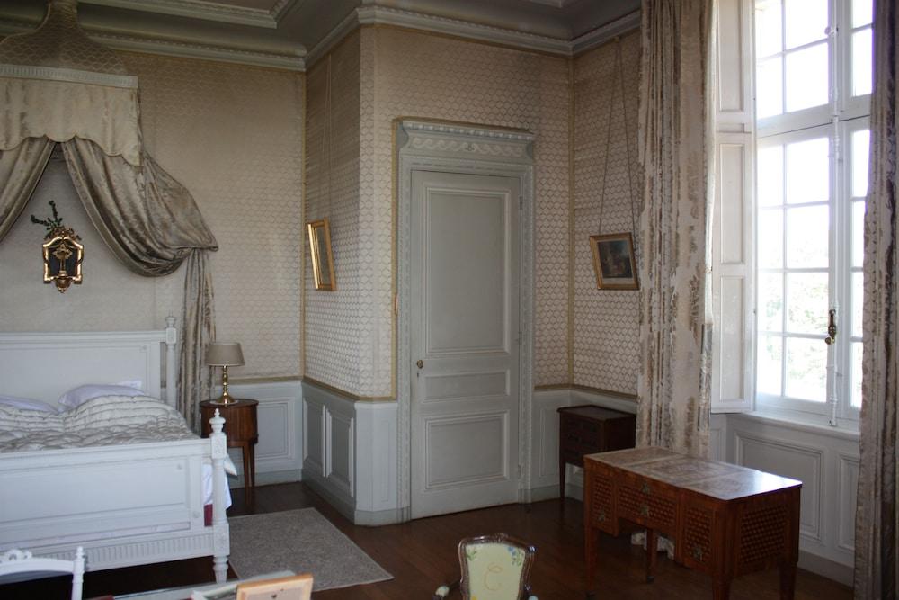 Château de Joyeux - Chambres D'hôtes