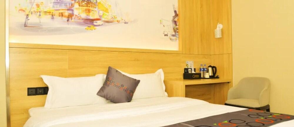 Yimi Hotel Jiangwan Tuanyida Square