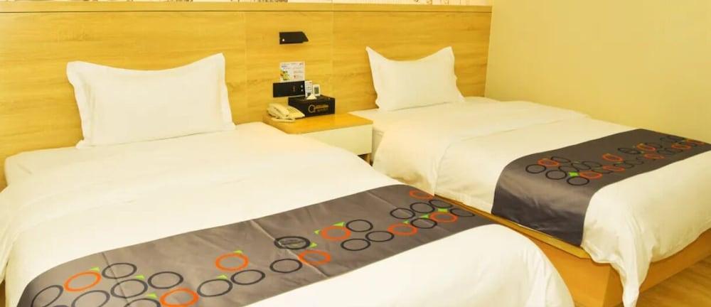 Yimi Hotel Jiangwan Tuanyida Square