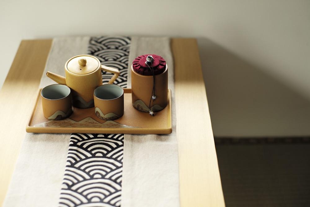 LUX Tea Horse Road Stone Town