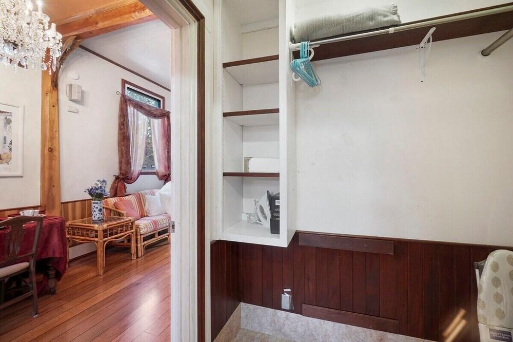 Sunny Studio Near Downtown San Jose