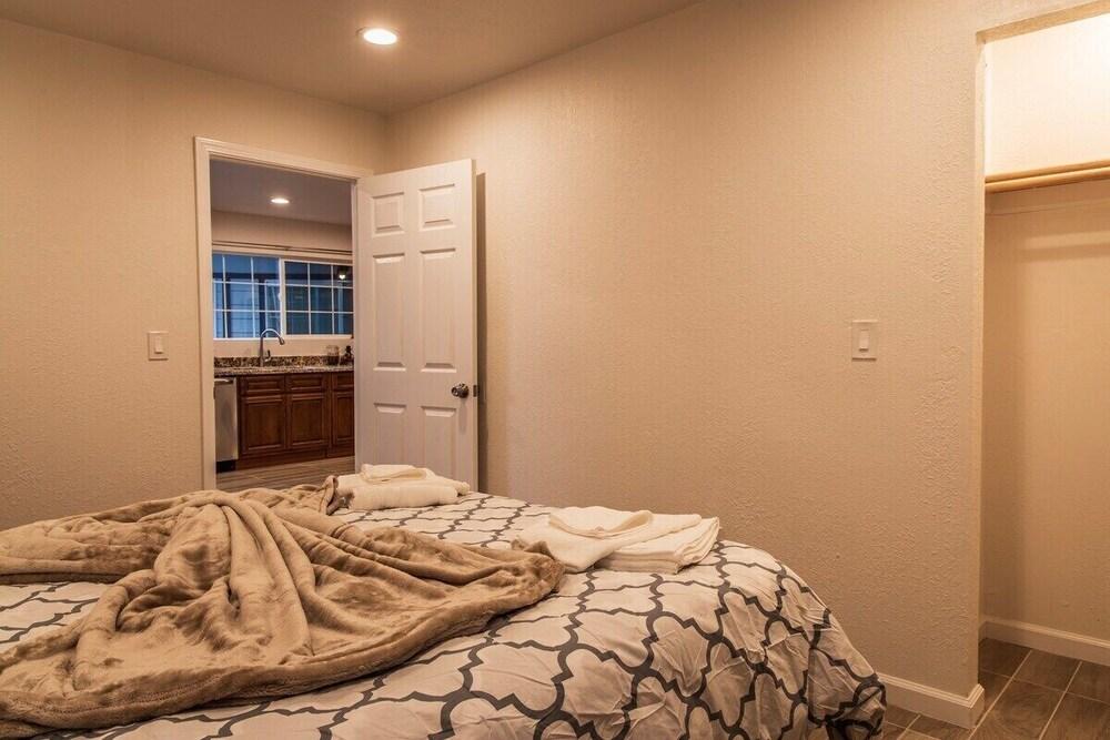 Spacious Four Bedroom In Concord