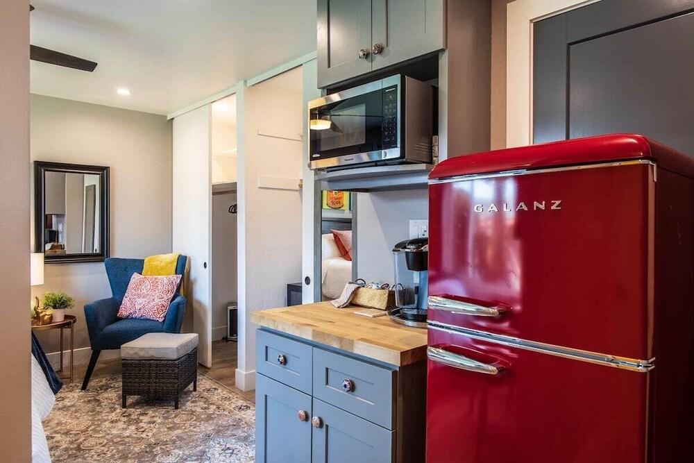 Nice Cozy Studio in Newark