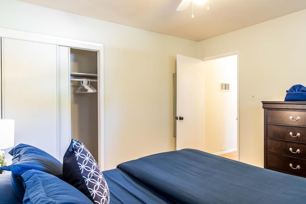 Sunny Palo Alto Two Bed