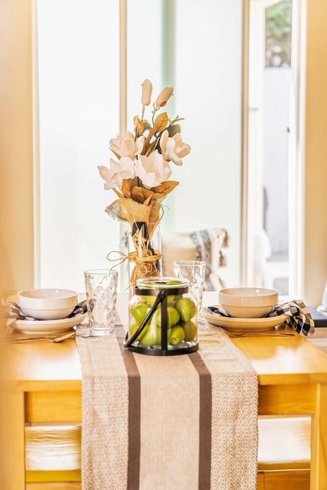 Lemon House - Cozy, In-law Studio