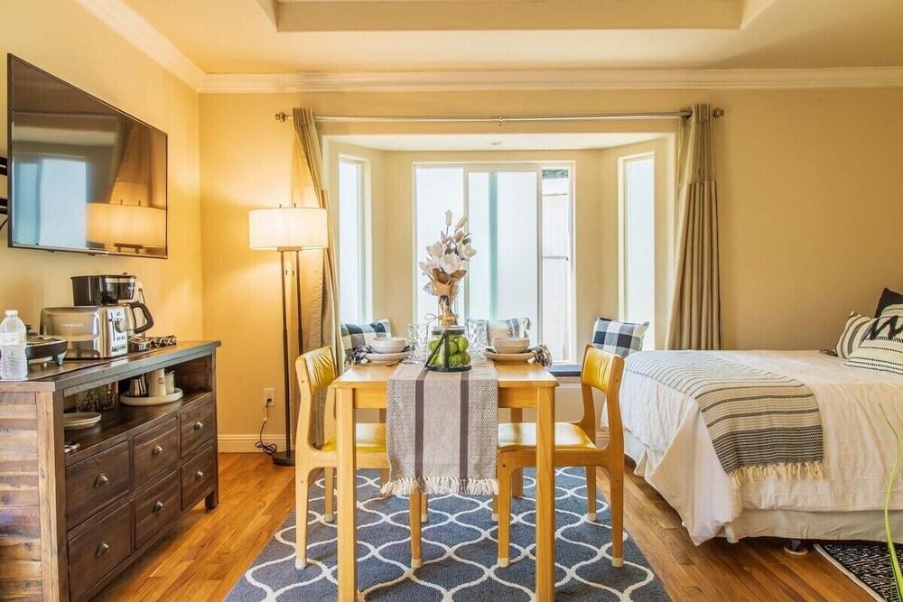 Lemon House - Cozy, In-law Studio