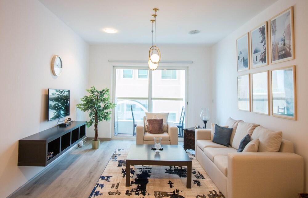 One Perfect Stay -Elite Residence