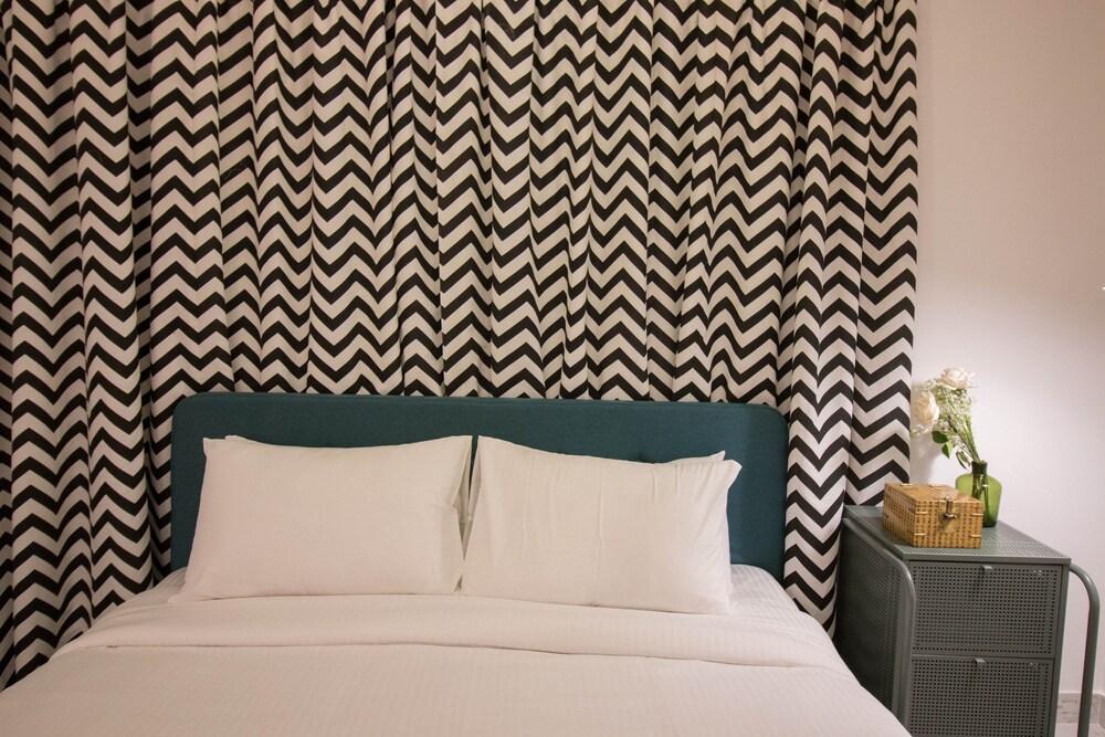 One Perfect Stay - MAG 603