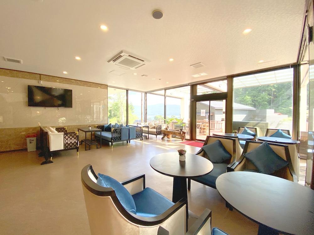 Fuji Yamanakako Resort Hotel