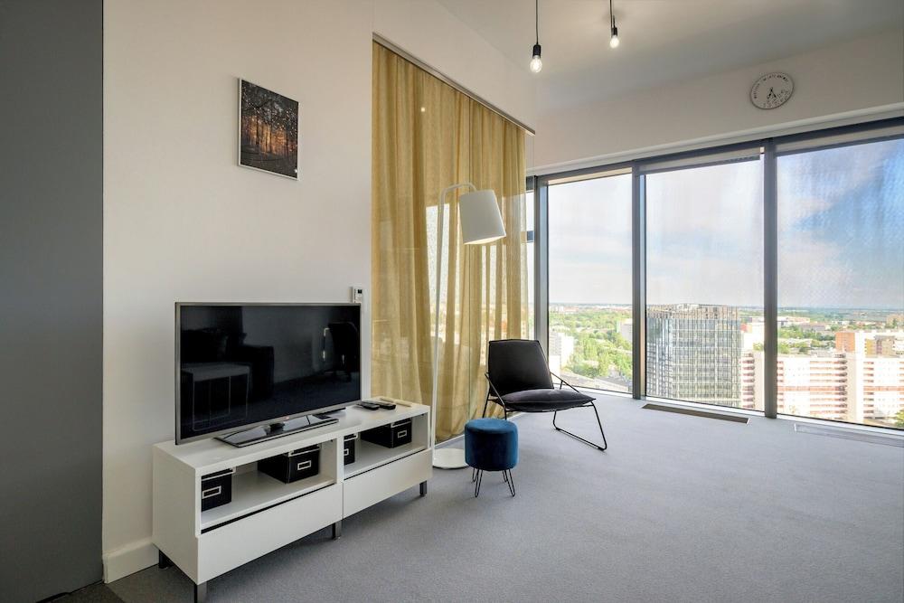 RentPlanet – Apartamenty Sky Tower