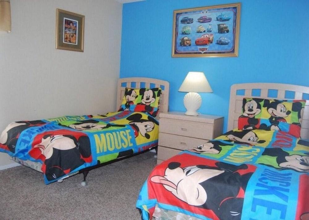 Ref 15 Luxury 5 Bed Villa With South Facing Pool