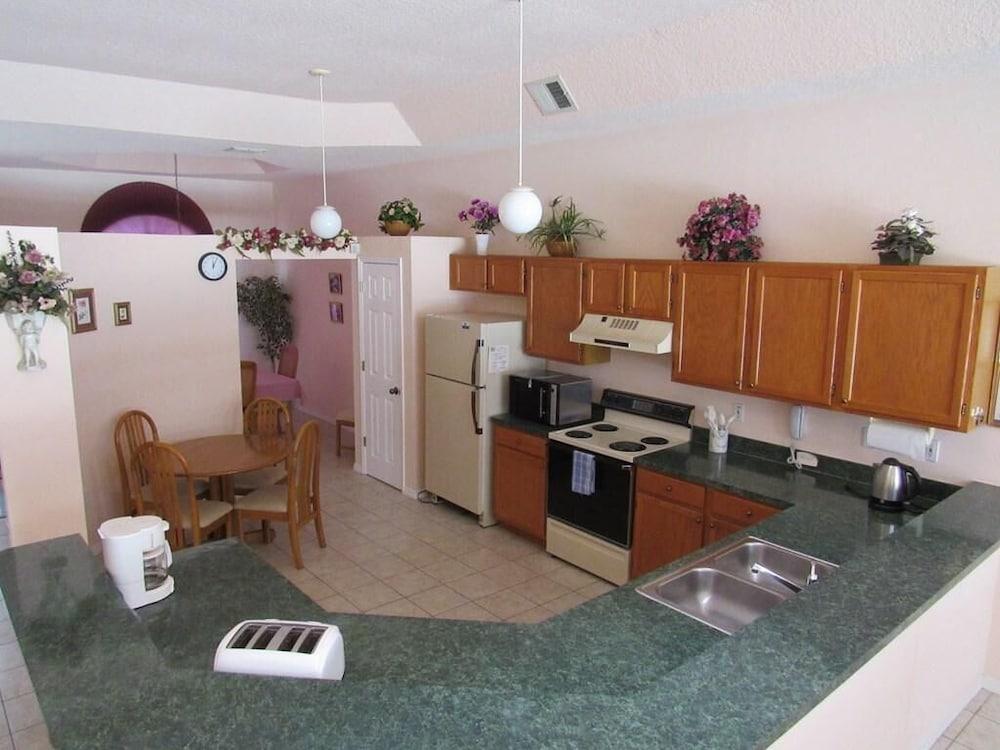 Ref 24 Modern 4 Bed Villa With own South Facing Pool