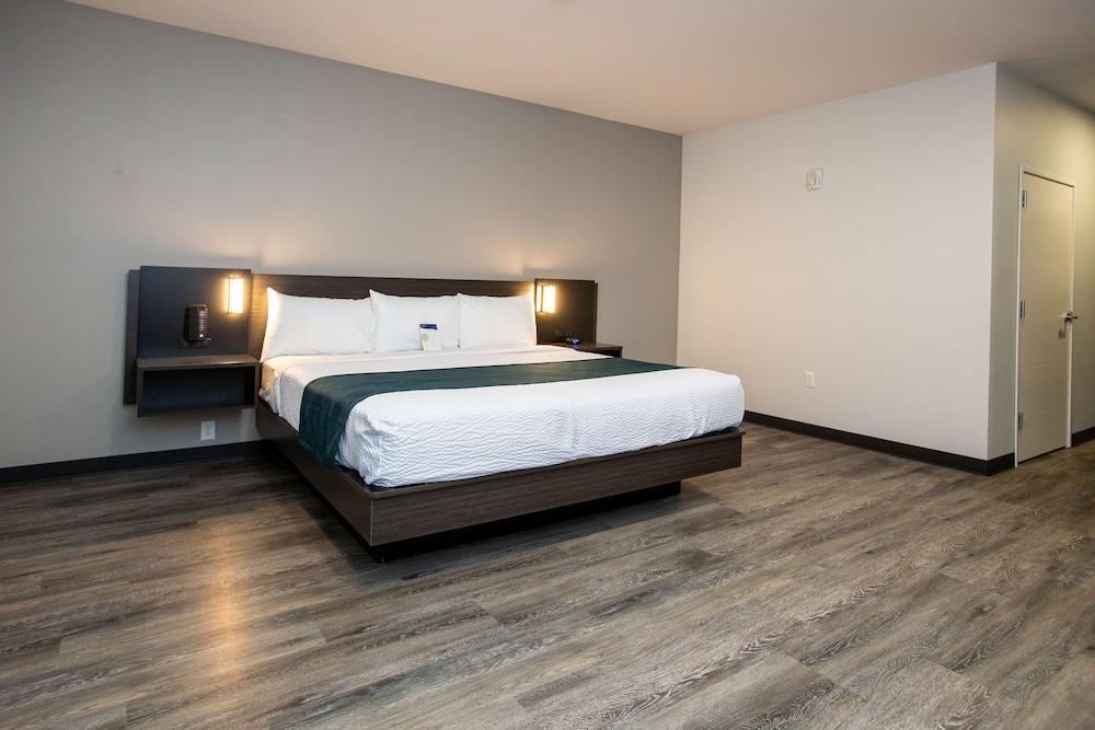 Studio 6 North Platte, NE - East