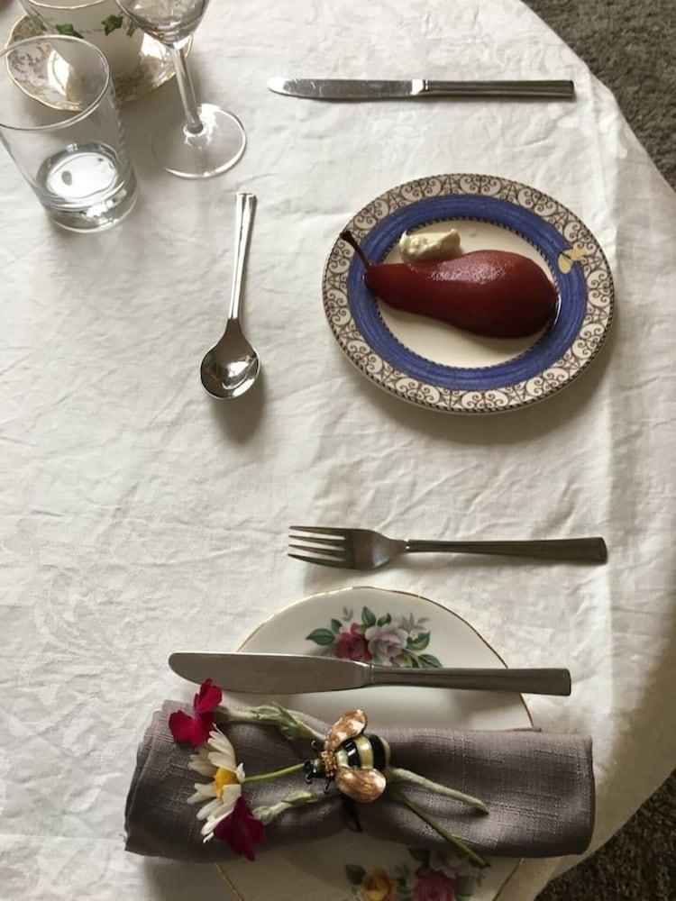 Luxury Cottage Clocktower/royal Hillsborough