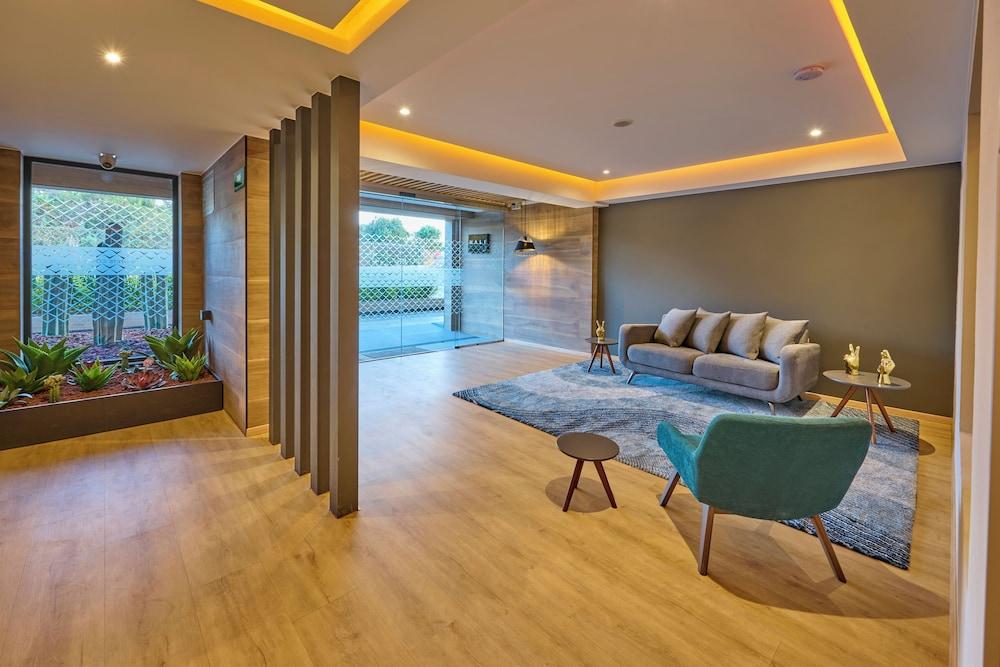 KALI La Raza Mexico City