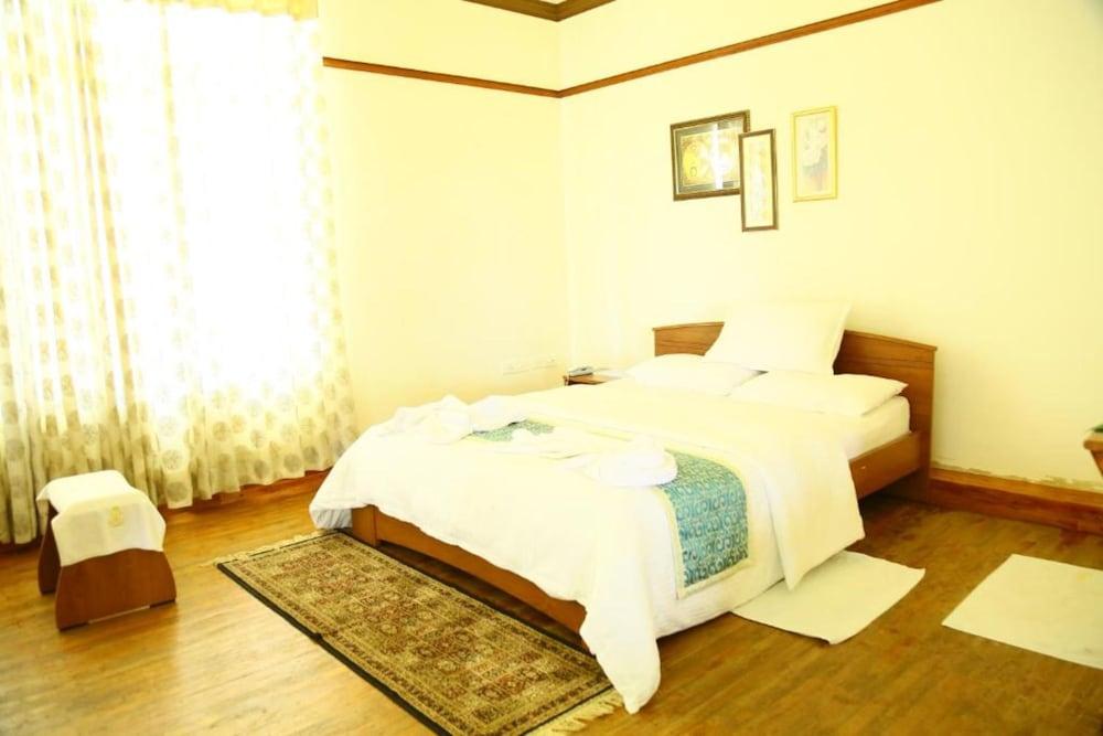 Royal County Resorts