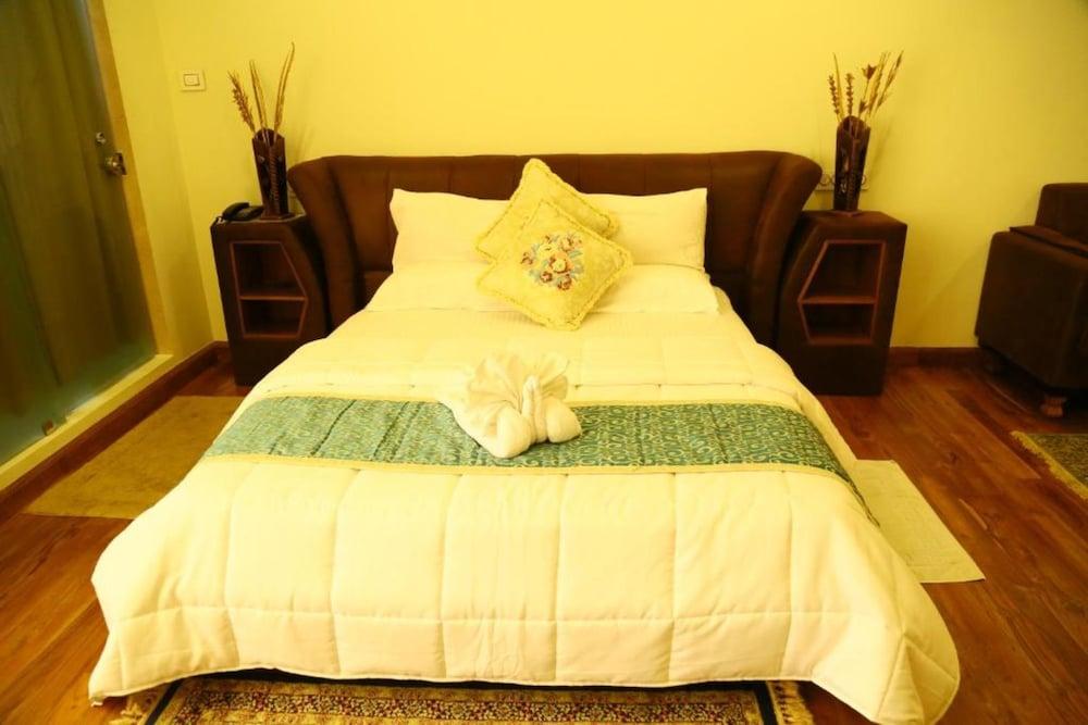 Royal County Resorts