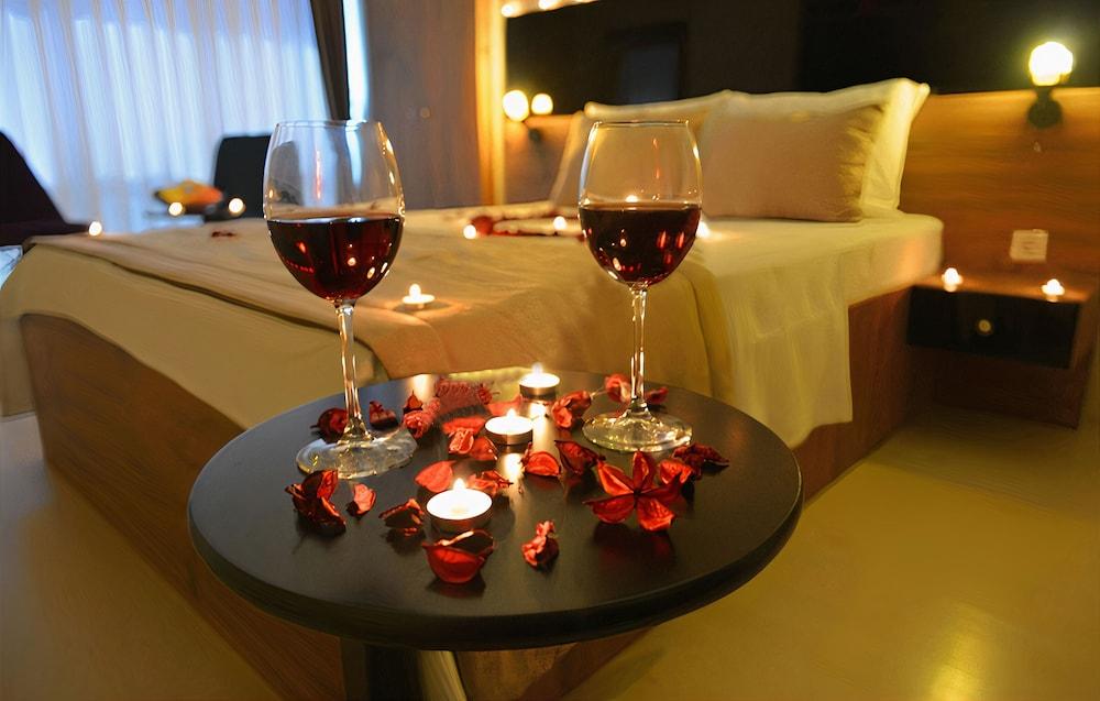 Cois Inn Royal Hotel