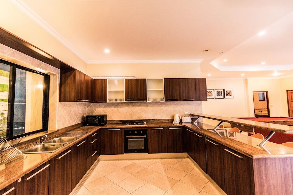 Majestice Pool Villa 4 Bedrooms