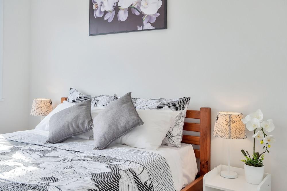 Spacious 3 Bedroom Near Middlemore