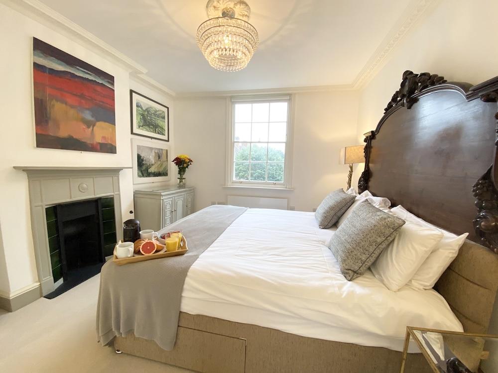 Stylish Apartments in Pimlico