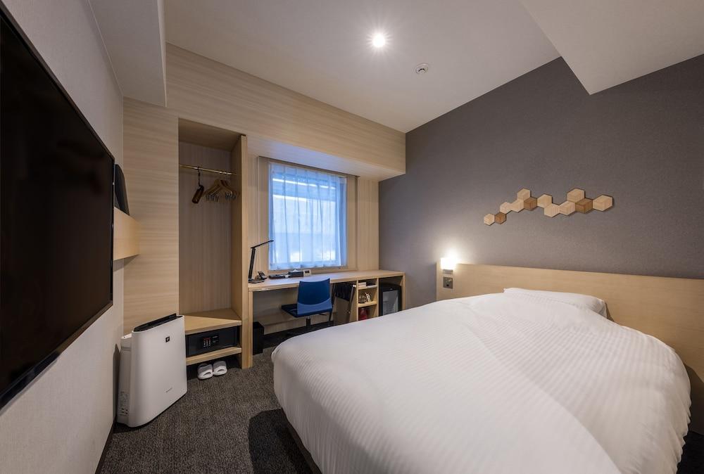 JR Clement Inn Kochi