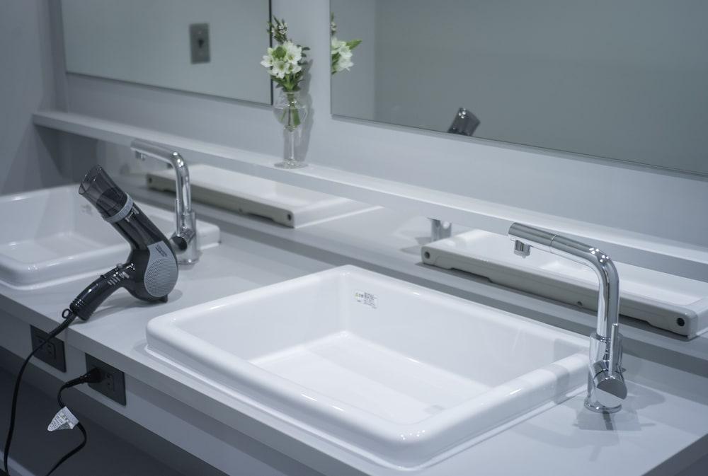 FOLK FOLK Hostel, Cafe & Bar