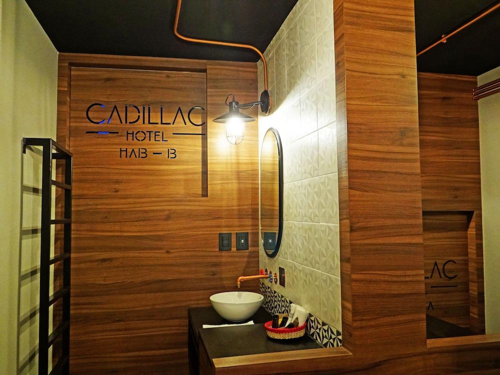 Cadillac Hotel Boutique