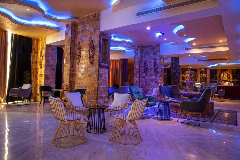 Al Nabarees Al Masi Hotel