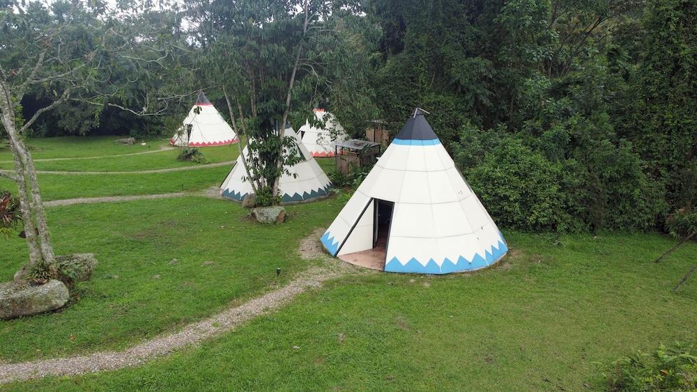 Bosque de Aventura & Glamping El Refugio