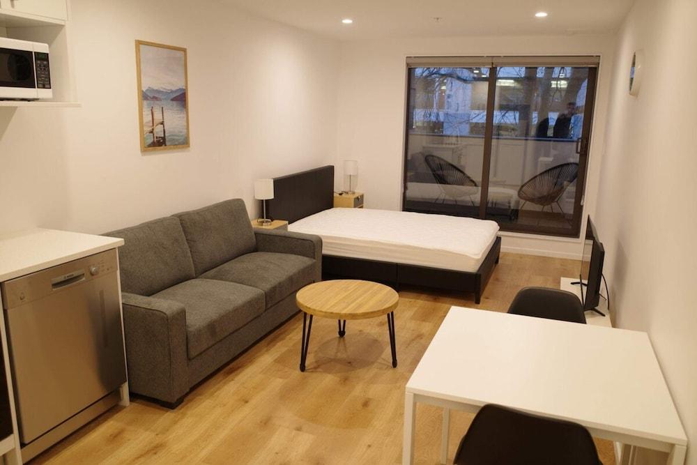 Modern, Cosy Studio Apartment Auckland Central