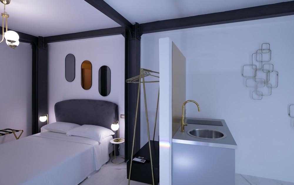 Azzoli Trapani - Apartments & Skypool - Adults Only