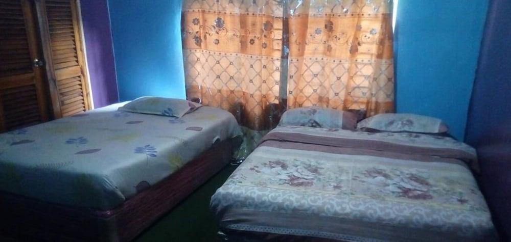 Lindsay Executive Lodge