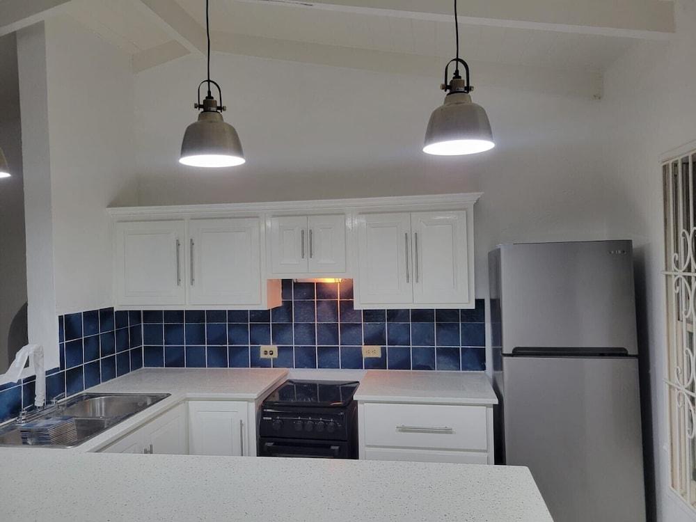 2-bedroom Apartment With Seaviews