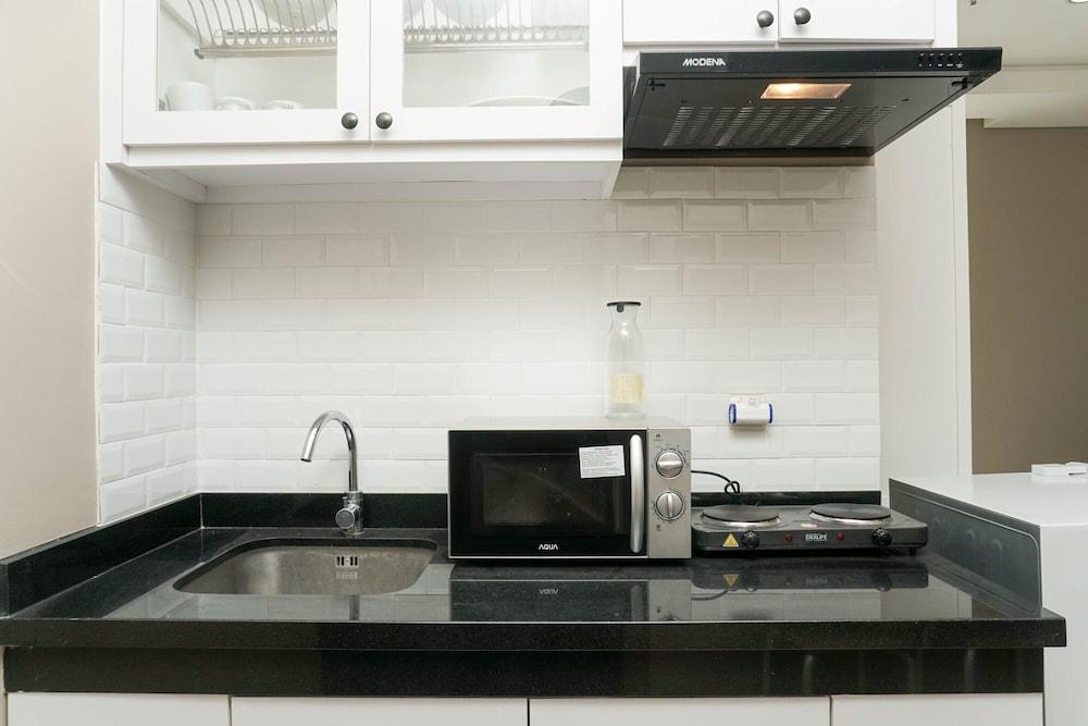 Graceful 1BR Ciputra International Apartment