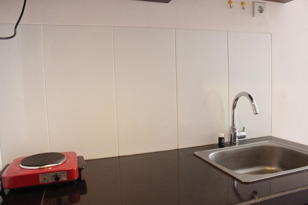 Classic Studio Room at Gateway Pasteur Apartment