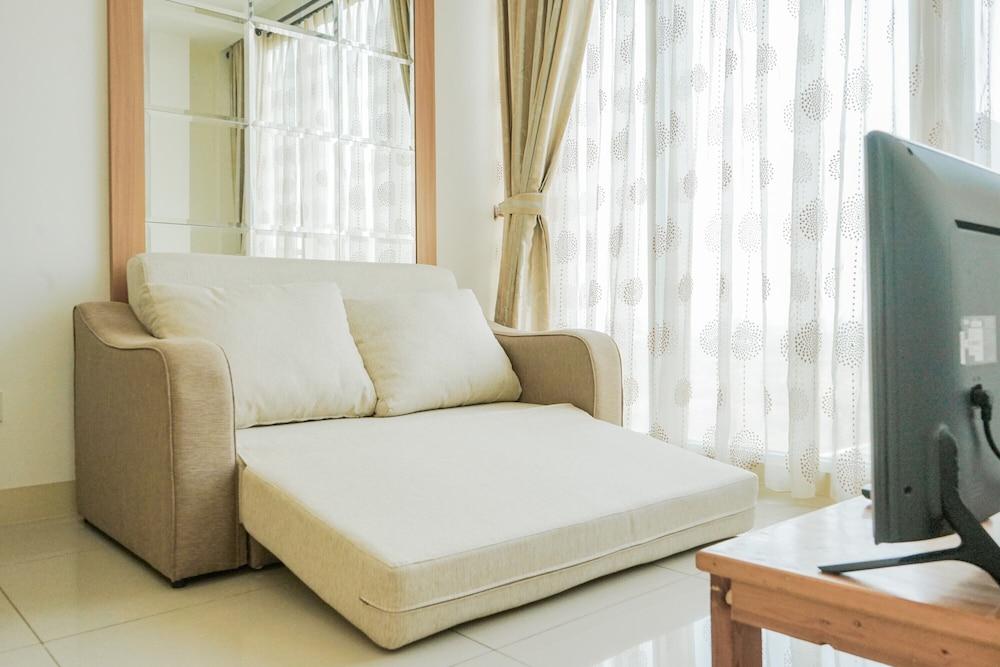 Wonderful Studio Apartment at Tree Park