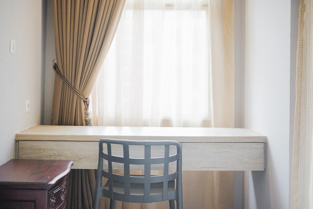 Relaxing and Tidy Studio Apartment at Ayodhya Residences