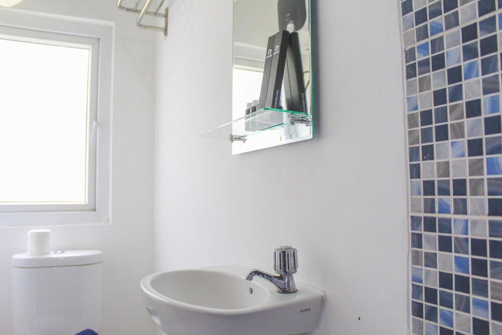 Smart Chic Studio Apartment at Aeropolis Residence