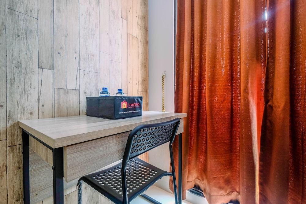 Comfy and Trendy Studio at Dave Apartment