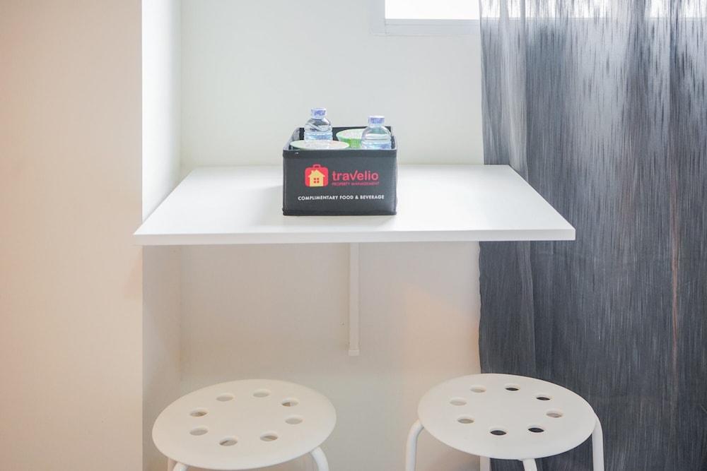 Minimalist Design Studio Apartment at Bintaro Icon