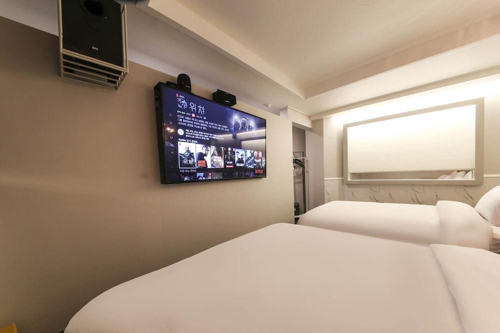 Ekklim Business Hotel