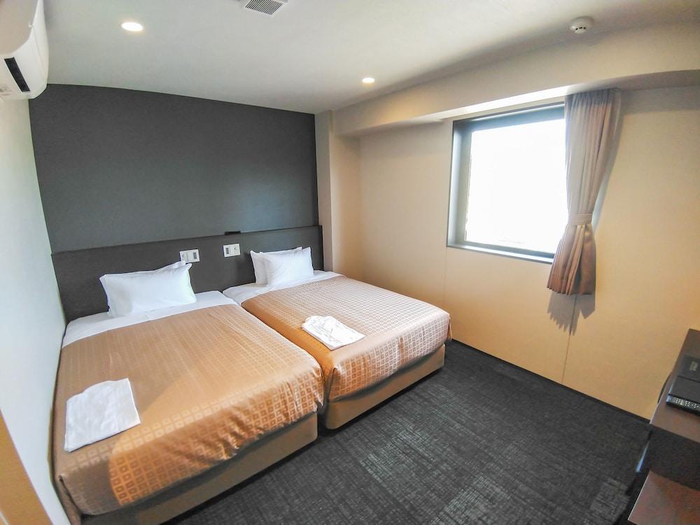 Hotel Livemax Kokura-ekimae