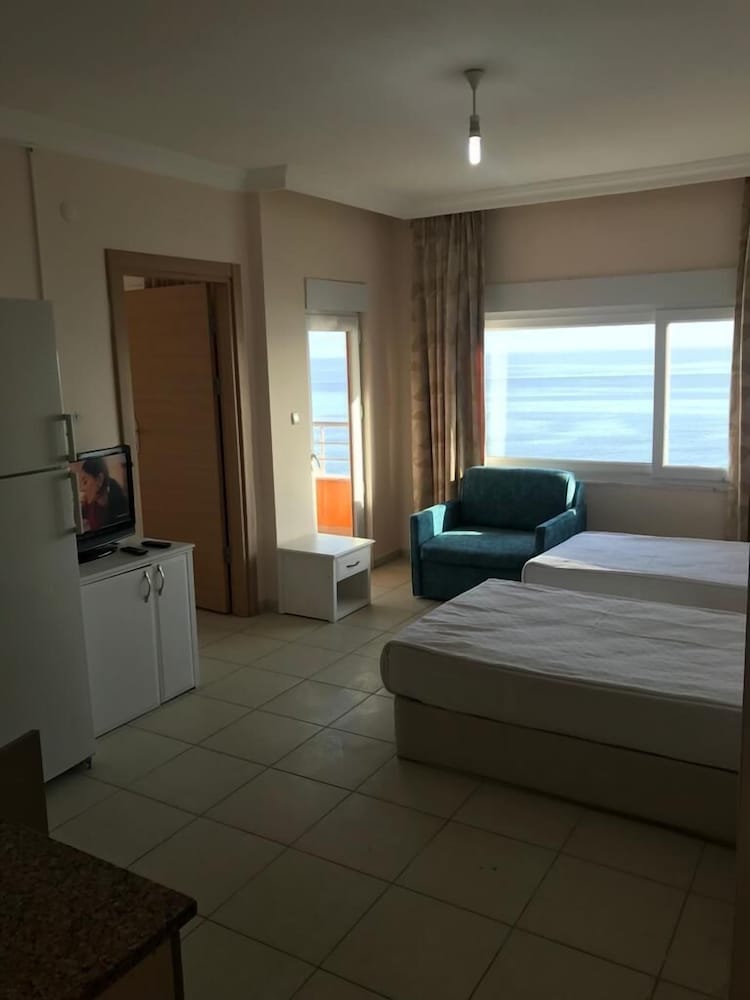 Bahama Family Beach Incekum