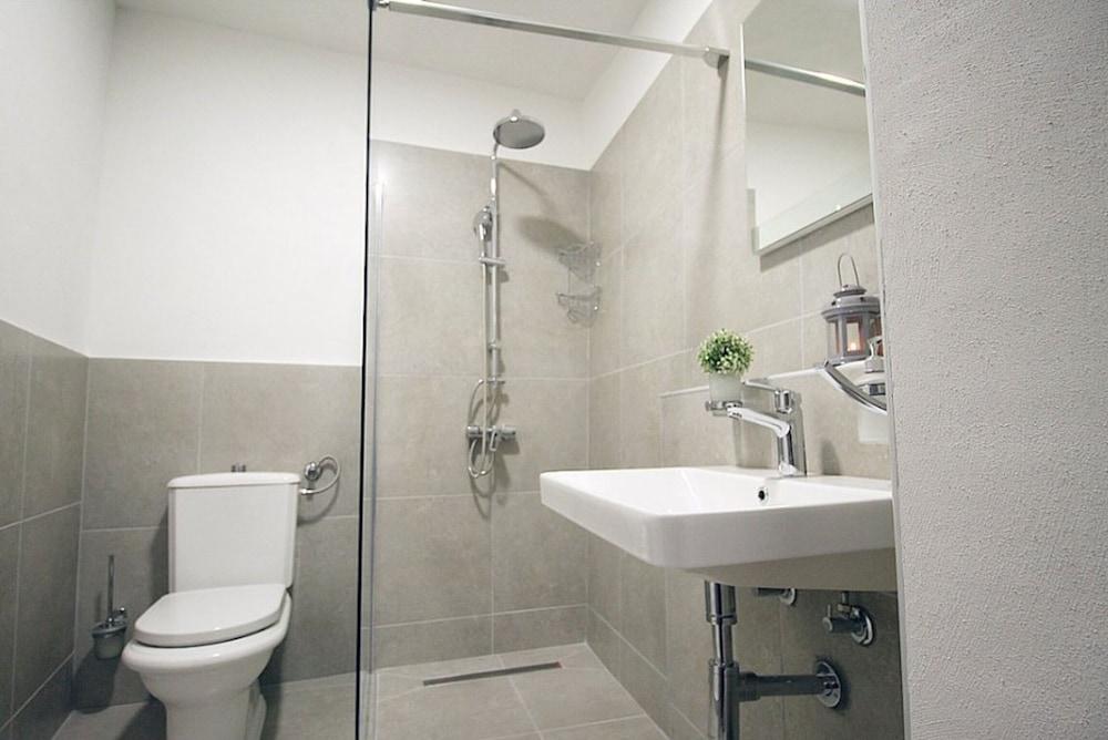 Alessio Premium Rooms - Standard Room 2