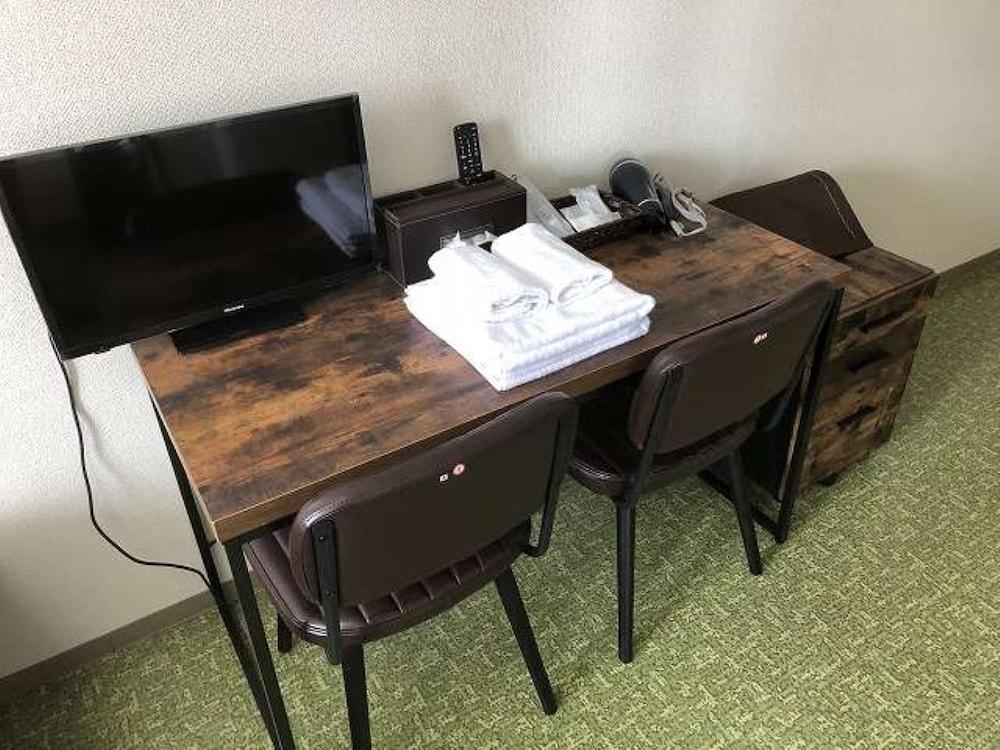 Nagayama Apartment Twin