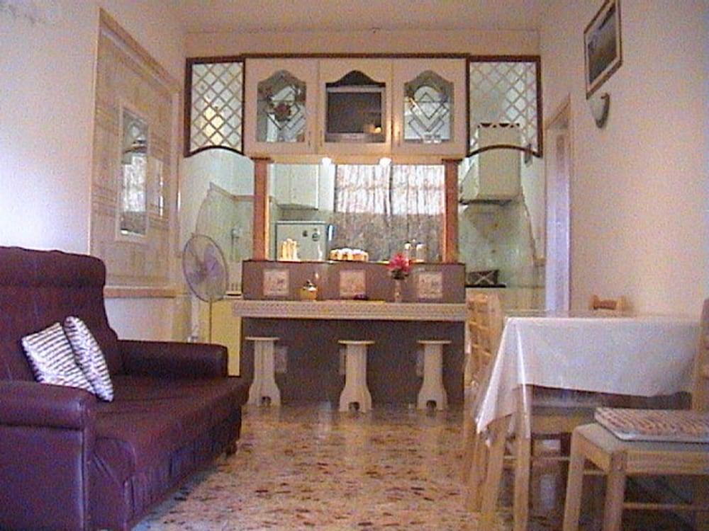 Apartments la Colombe - Studio Apartment