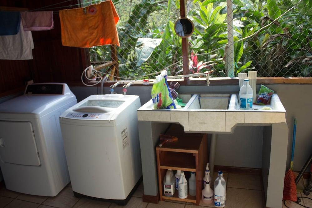 Enchanting House Overlooking the Primary Forest