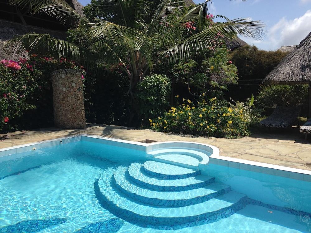 Salama Paradise Beautiful House