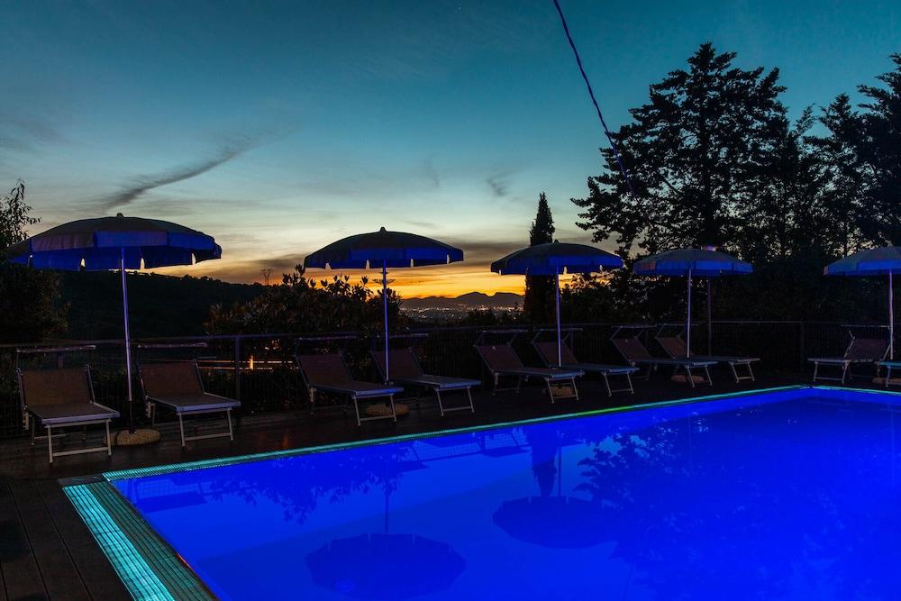 Bb La Mortella With Pool